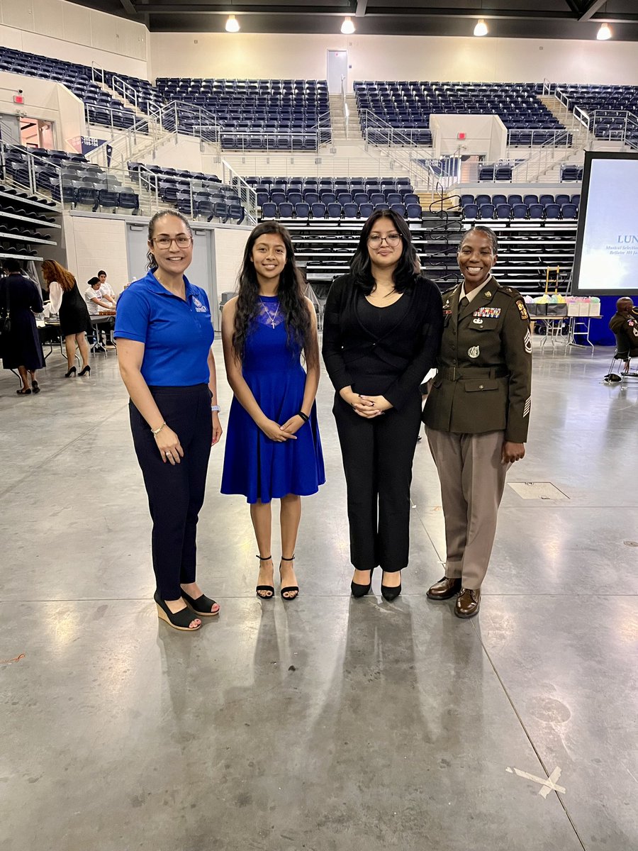 ChavezHS_HISD's tweet photo. Today was inspiring as we celebrated our students at Career &amp; Military Signing Day and the Superintendent Scholarship Luncheon. Witnessing our students reach their goals is a testament to their hard work and dedication. I'm incredibly proud of each and every one of them! https://t.co/xPvhLZfeuX