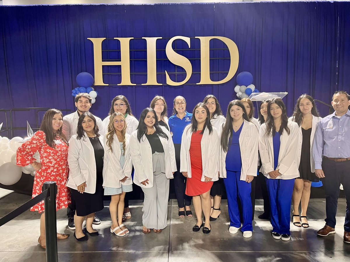 ChavezHS_HISD's tweet photo. Today was inspiring as we celebrated our students at Career &amp; Military Signing Day and the Superintendent Scholarship Luncheon. Witnessing our students reach their goals is a testament to their hard work and dedication. I'm incredibly proud of each and every one of them! https://t.co/xPvhLZfeuX