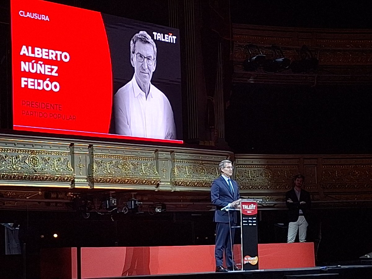 Silviacristobal's tweet photo. Gran iniciativa de @wearetrivu en #TALEÑT24 juntando en un mismo espacio de diálogo y encuentro a políticos de distintas ideologías y empresarios para impulsar el #talento de nuestro país. Gracias @Pabloglezrt por invitarnos y enhorabuena https://t.co/skGwqxgCmJ