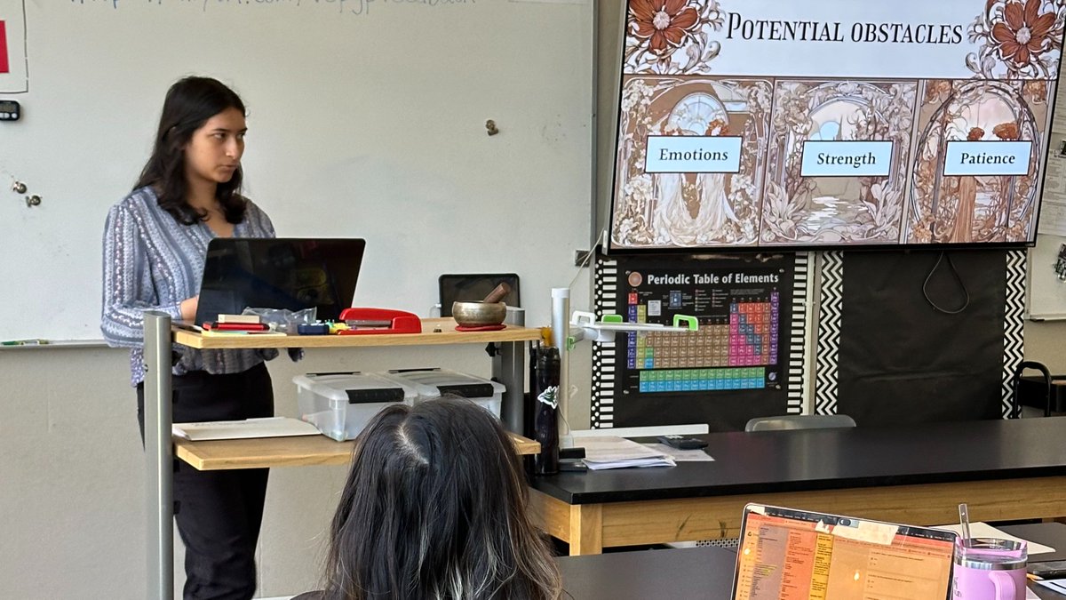 _vo_hs_'s tweet photo. The Class of 2024 is proud to present their Post Grad Plans! This week, our seniors are sharing what they will do after high school to achieve careers as cinematographers, veterinary technicians, digital artists, music producers and more.  

#ClassOf2024 #PostGradPlans #GoVikings https://t.co/Fh8tGXD3GO