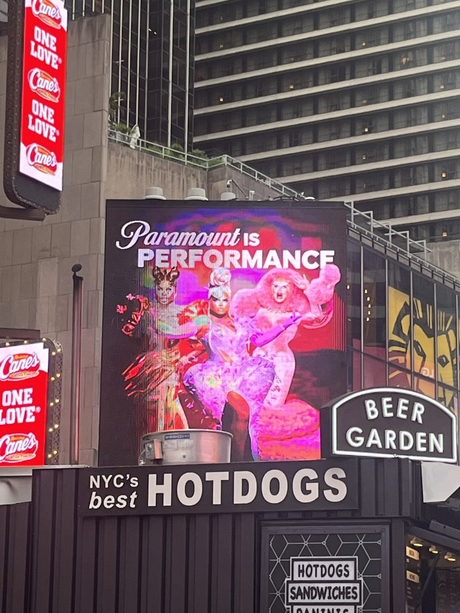 why they got us up in Times Square @jimbodragclown @TheeLaLaRi AS8 forever huh? 🤣💞🤭✨💅