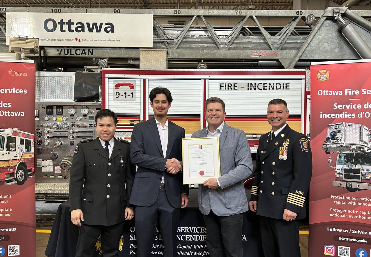Please to present Khai Skebo with <a href="/SJA_Canada/">SJA Canada</a> Lifesaving Award for his heroic actions to save a life on the Ottawa River in 2022. Joined by <a href="/ChiefHutt/">Chief Hutt</a> &amp; <a href="/SJA_Ottawa/">St. John Ambulance | Ottawa</a> at <a href="/OttFire/">Ottawa Fire Services</a> HQ👇🧵