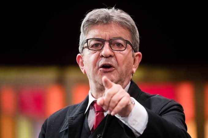 Ahmadoubamba36's tweet photo. 🎙️Jean Luck Mélenchon

« Le Sénégal peut être fier d'avoir été le premier à avoir donner un passeport diplomatique à Yasser Arafat et à ouvrir ici une ambassade et à reconnaître l'Etat de Palestine en 1987 » https://t.co/rU453Y414m