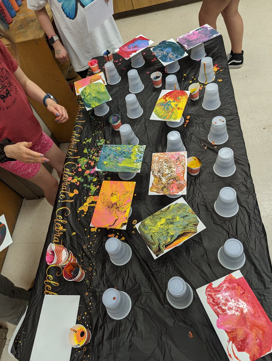 Benjamin Mueller (@mrmuellerarts) on Twitter photo For our final art club I thought we'd try our hands at acrylic pouring! They turned out pretty nicely!
<a href="/erickson_sarah_/">Sarah Erickson</a> <a href="/FAToomerPTA/">Fred A. Toomer PTA</a> <a href="/ToomerES/">Toomer Elementary School</a> <a href="/Inbrownsbag/">Caroline Brown</a> #APSarts For our final art club I thought we'd try our hands at acrylic pouring! They turned out pretty nicely!
<a href="/erickson_sarah_/">Sarah Erickson</a> <a href="/FAToomerPTA/">Fred A. Toomer PTA</a> <a href="/ToomerES/">Toomer Elementary School</a> <a href="/Inbrownsbag/">Caroline Brown</a> #APSarts