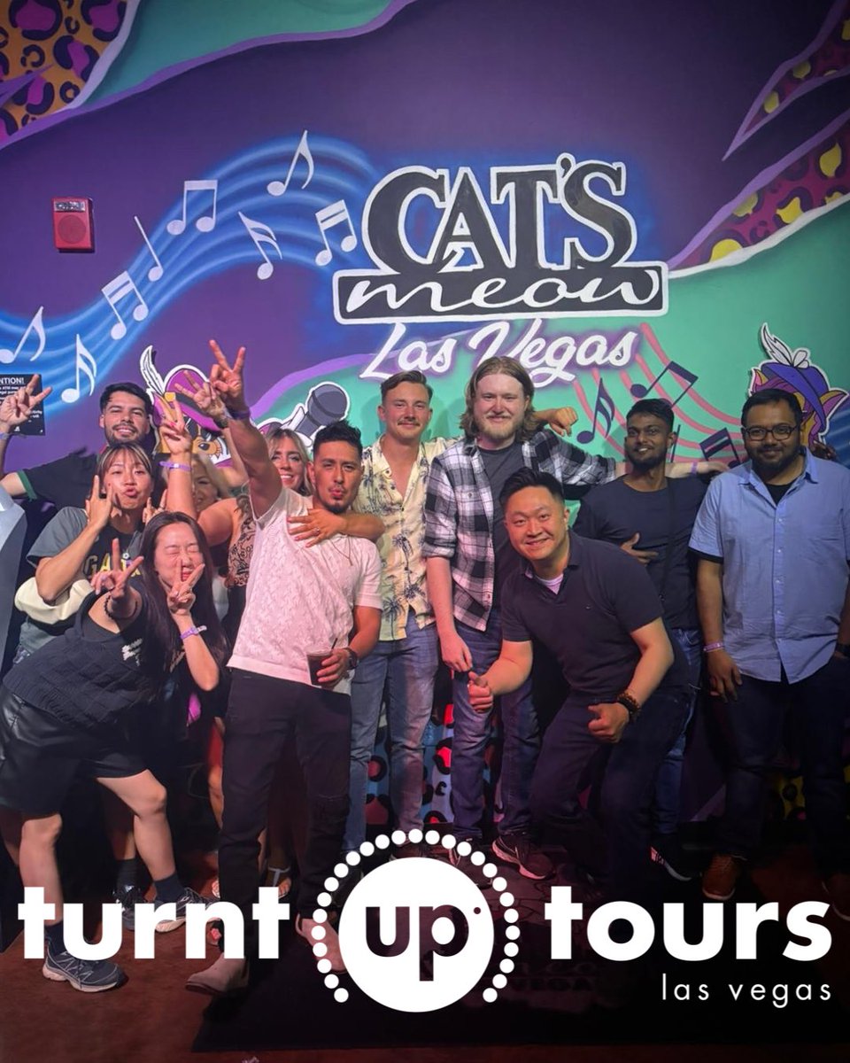 Singing our hearts out all night long 🎤 

#Thingstodoinlasvegas #lasvegasclubcrawl #lasvegasnightclub #lasvegasdayclub #lasvegaspartybus #partybus #lasvegasprivatetours #vegasguestlist #vegasbatch  #lasvegasscoop #vegasparties #cheapvegas