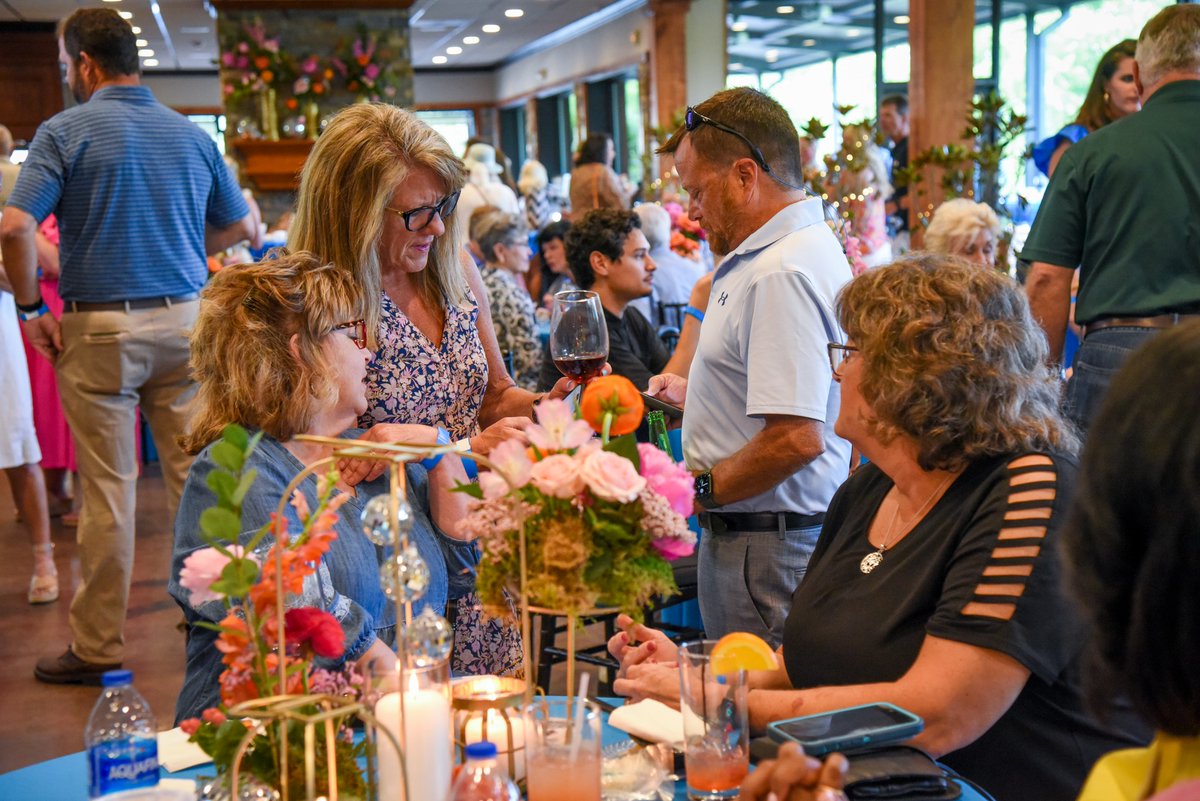 Taste of the River tickets are selling fast! Enjoy unlimited tastings from Midlands' best restaurants, an open bar, and all proceeds supporting the West Columbia Beautification Foundation! 21+ event. Don't miss out! 🎟️ Tickets: bit.ly/2024TOTR #HeadWest #WeCoSC
