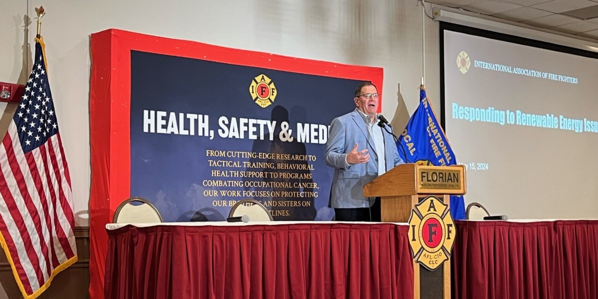 🔥The #IAFF hosted a 2-day workshop, "Responding to Renewable #Energy Issues," in Boston. Industry &amp; #union leaders discussed #lithium-ion batteries, residential #ESS, and more!

Livestream: brnw.ch/21wJR37

<a href="/IAFFdist3VP/">IAFF District 3 VP Jay Colbert</a> <a href="/THE_PFFM/">Fire Fighters of MA</a> <a href="/LOCAL_718/">Boston Firefighters Local 718 IAFF</a> <a href="/UL_Solutions/">UL Solutions</a> @energy
