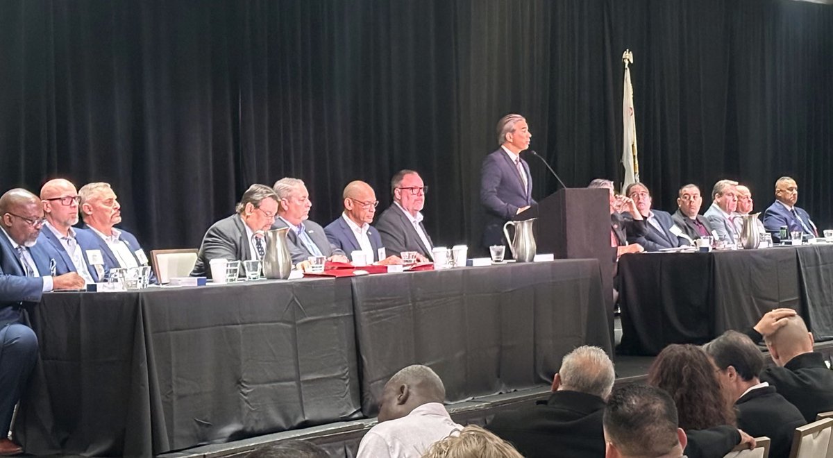 At the California State Pipe Trades Convention talking about the future of the labor movement.    Unions built this country.    And they will continue to build our future.