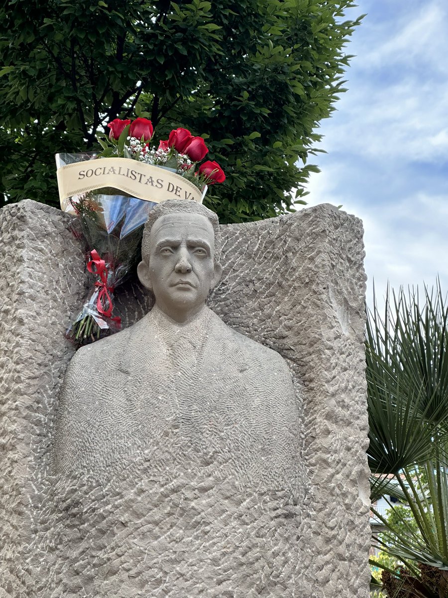 Homenaje a #AmósAcero alcalde de #Vallecas y maestro, así como a todas las víctimas vallecanas de la dictadura franquista Memoria, justicia y reparación