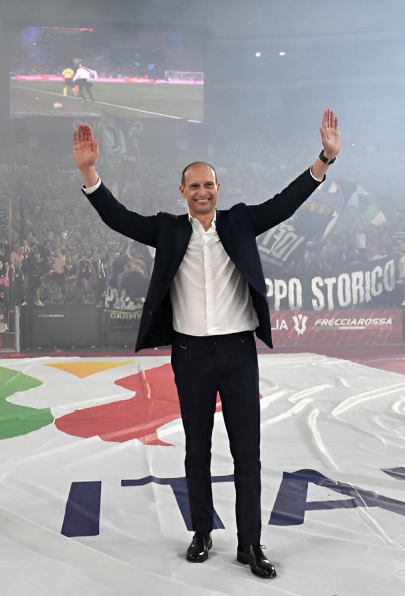 L' unico che ci ha difeso contro Ceferin, Figc, Gravina, Chiné,  Rocchi,  che ci hanno massacrato per 3 anni.
Il vero DNA #Juventus.
#GrazieMax sempre con noi.
#Allegri