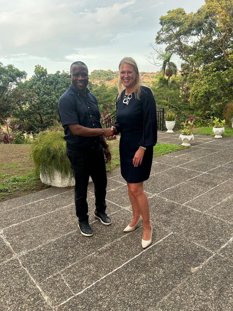 Had a productive meeting today with the @UKinSierraLeone High Commissioner @LisaJChesney. Discussed crucial issues such as gender-based violence, sexual reproductive health, youth empowerment, and wellbeing. Encouraged by the promising dialogue and shared commitment.