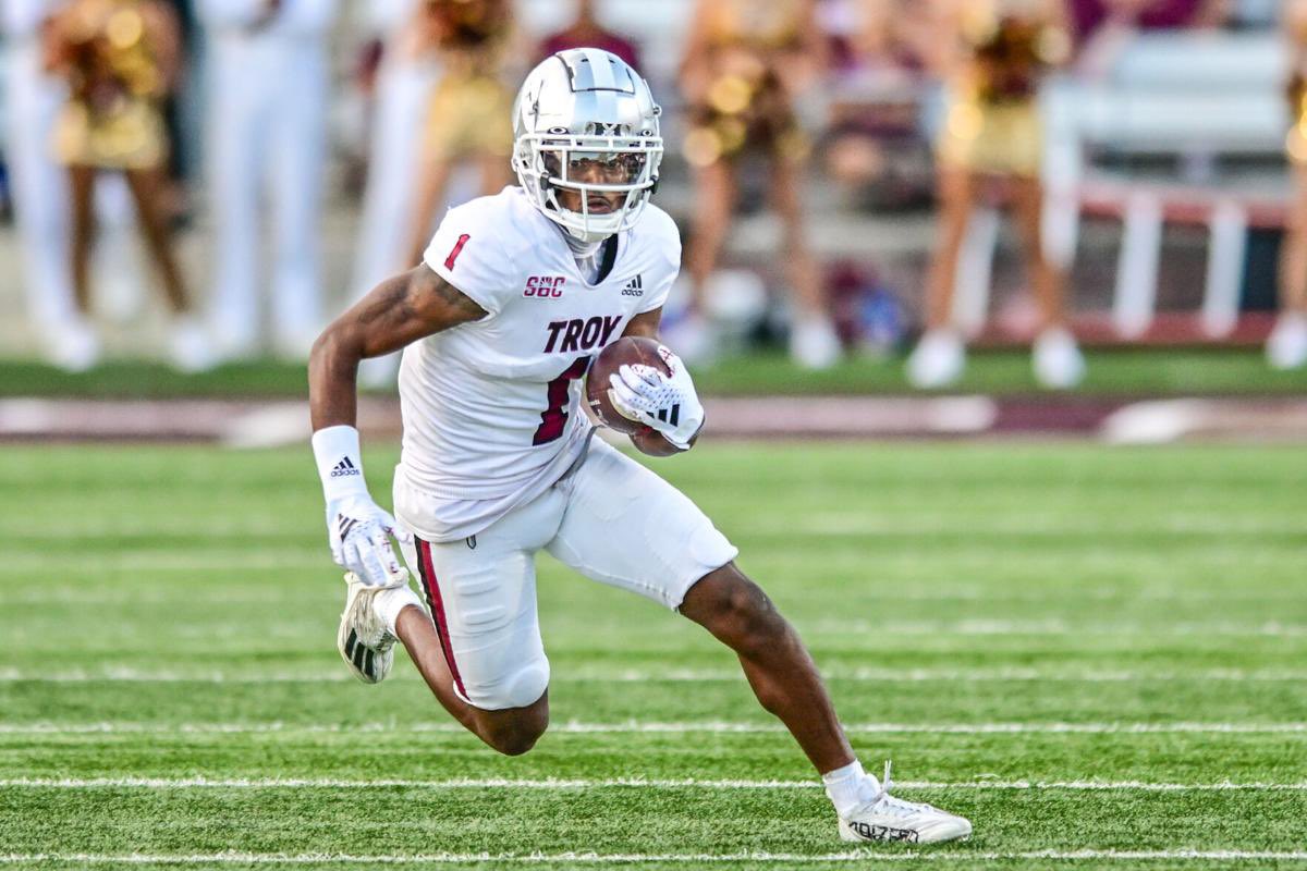 TAMEZ “MEZ” YOUNG (@tamezyoung1) on Twitter photo #AGTG Blessed to receive an offer from Troy University! <a href="/TroyTrojansFB/">Troy Trojans Football 8x⚔️</a> <a href="/CoachRhino68/">Kevin Reihner</a> #AGTG Blessed to receive an offer from Troy University! <a href="/TroyTrojansFB/">Troy Trojans Football 8x⚔️</a> <a href="/CoachRhino68/">Kevin Reihner</a>