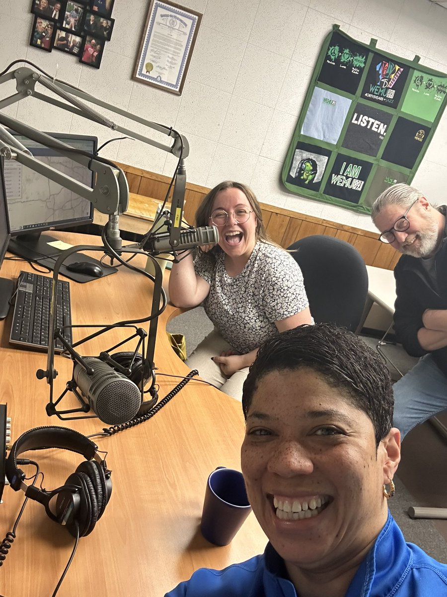 Had a great time chatting with @DavidFairWemu and #DanielleDros about #InPACTatSchool and #MM4H. Learn how you can support your regional school health coordinator! @LJGagliardi @MichiganSHCA Interview airs tomorrow 5/17 at 7:45am and 9:45am on @WEMU891 #LetsMoveMichigan