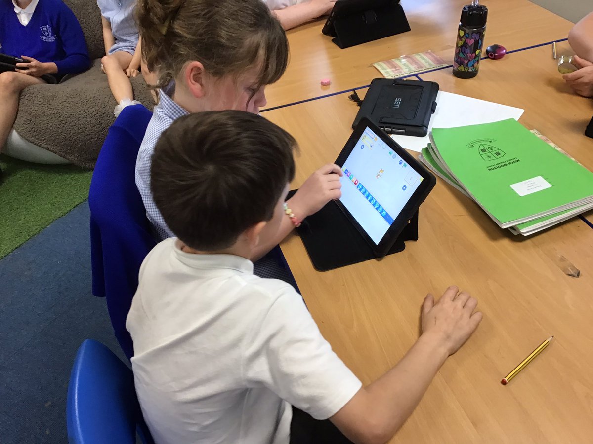 muchwooltony4's tweet image. Class 10 are using the coding platform ‘scratch’ in their computing lesson.
They are programming animations and stories.
@muchwooltonsch 
#muchwooltoncomputing