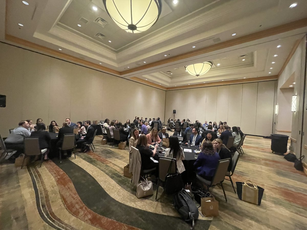 Not an empty seat at the speed mentoring session at #APSA2024 - great conversations overheard between pediatric surgeons and surgical residents about becoming a pediatric surgeon! <a href="/APSASurgeons/">APSA Surgeons</a> <a href="/pmchoi/">Pam Choi</a> <a href="/mcwhmd/">Marion Henry 🟧</a>
