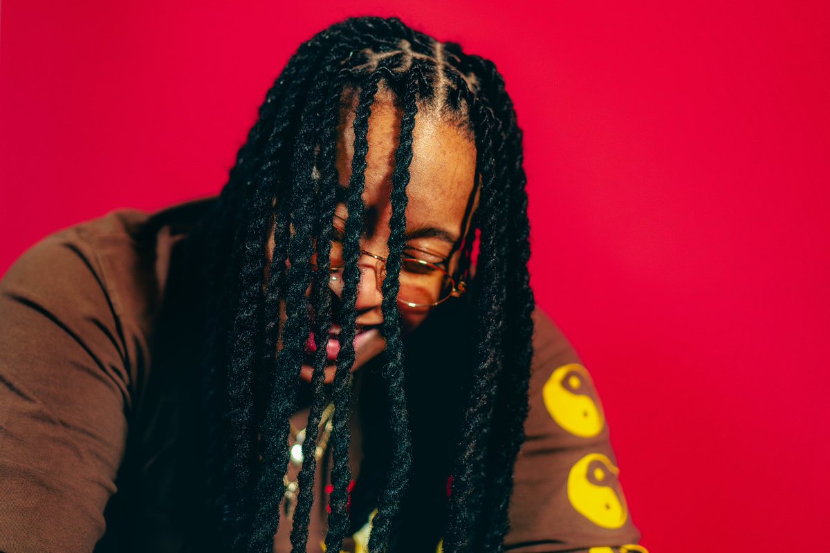 CallMeCrim_'s tweet photo. 31. 🎈
Grateful.

Thank you guys for the birthday wishes! 🥳🥳🎉🎉

In The Meantime EP is out now!!!
⏰⏰⏰

https://t.co/Wcm8pUNjV8 https://t.co/Tz1KKMaYhq