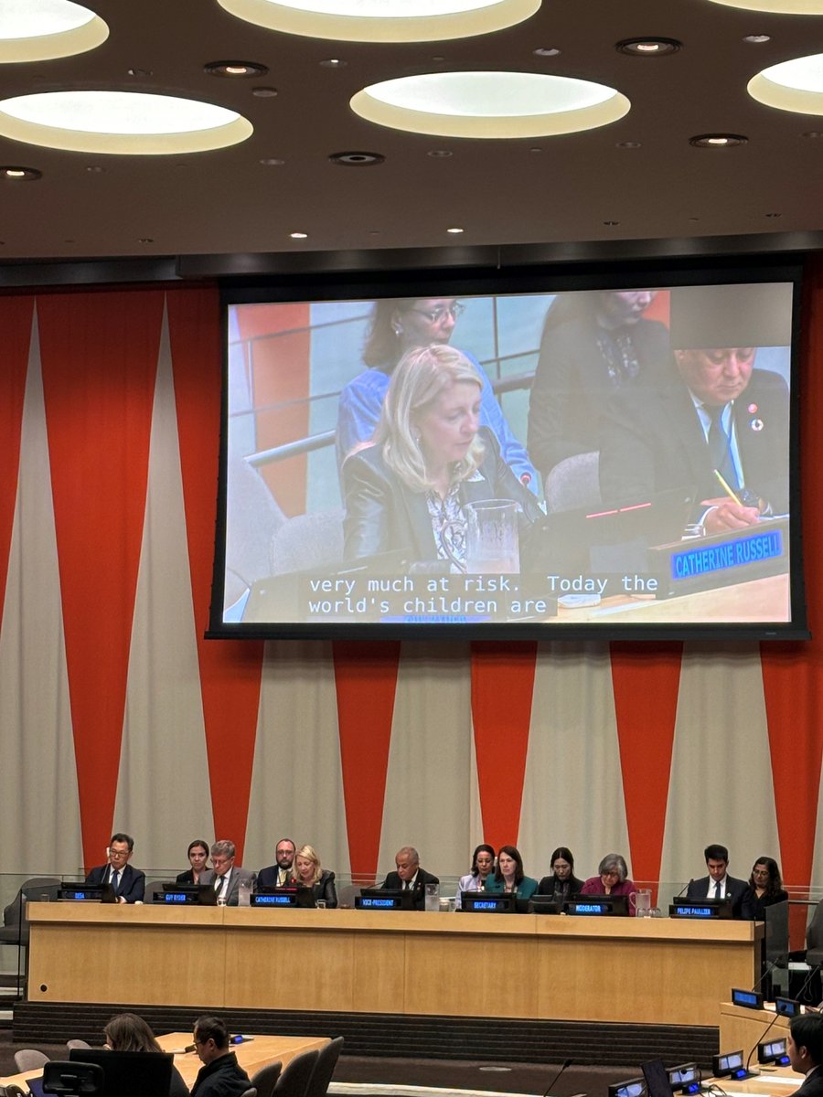 Towards a brighter future where #ChildrensRights are upheld, @UNICEF focuses on gender equality, inclusion of children with disabilities, children's meaningful participation & agency.

Together with @GuyRyder, @felipepaullier & @MBarreto_RC at ECOSOC-OAS to create a better world.