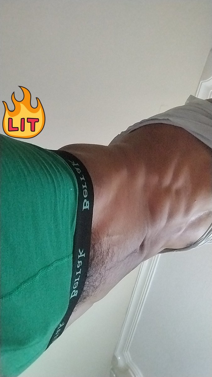 موعدنا اليوم معاكم ساعة 2:00  الآن مع ضيوف 🫣 I love you all،❤️