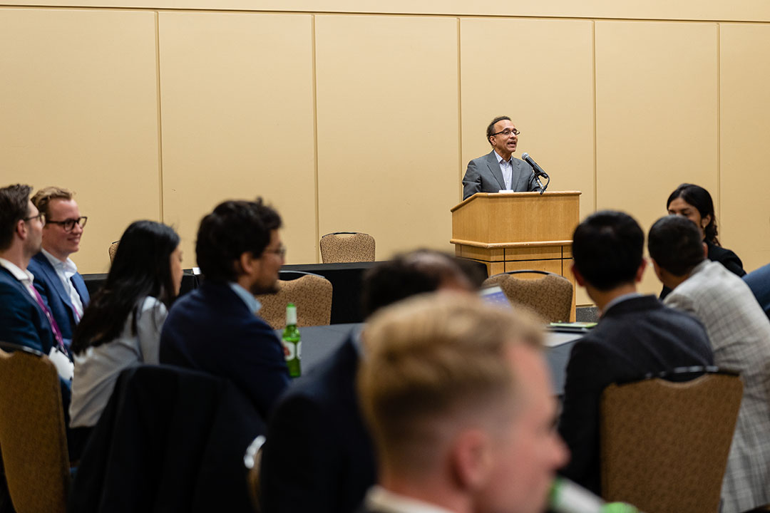 Trainees and faculty interested in helping usher AI into GI: Please join us for our Advancing AI in GI Networking and Engagement Reception at #DDW2024 sponsored by Medtronic, May 17 from 5:00 – 6:30 pm ET at the Grand Hyatt Washington. RSVP: hubs.ly/Q02x8cgG0. #GITwitter