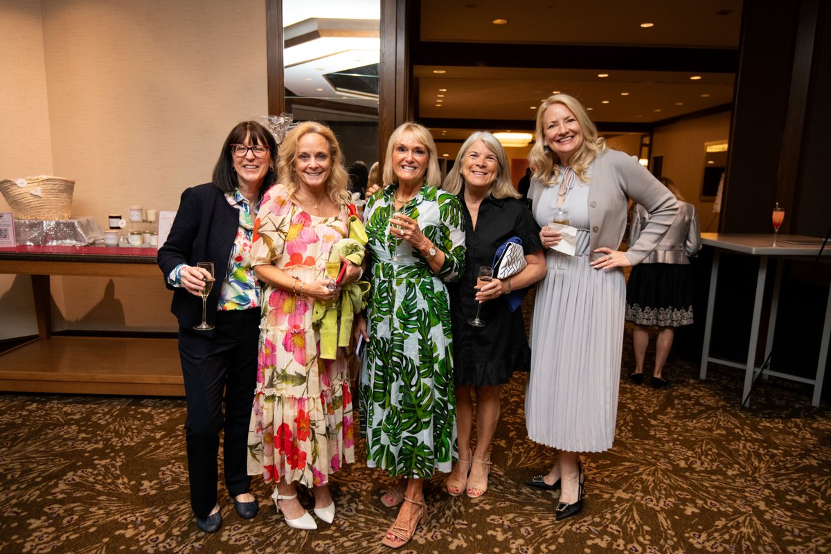 MarioLemieuxFdn's tweet image. Nearly $200,000 was raised at the 25th Austin's Playrooms Lunch &amp;amp; Fundraiser yesterday! Attendees received an exclusive celebration box with the ingredients to mix the event signature cocktail - Lemieux 25 - a spin on the French 75. Thanks to all who made the day so special!