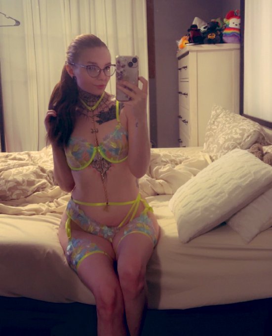 Hey, look at this new set 💋 https://t.co/jOtqRHwtqS<a href="/tag/mvsales"class="tags"><span>#mvsales</span></a>