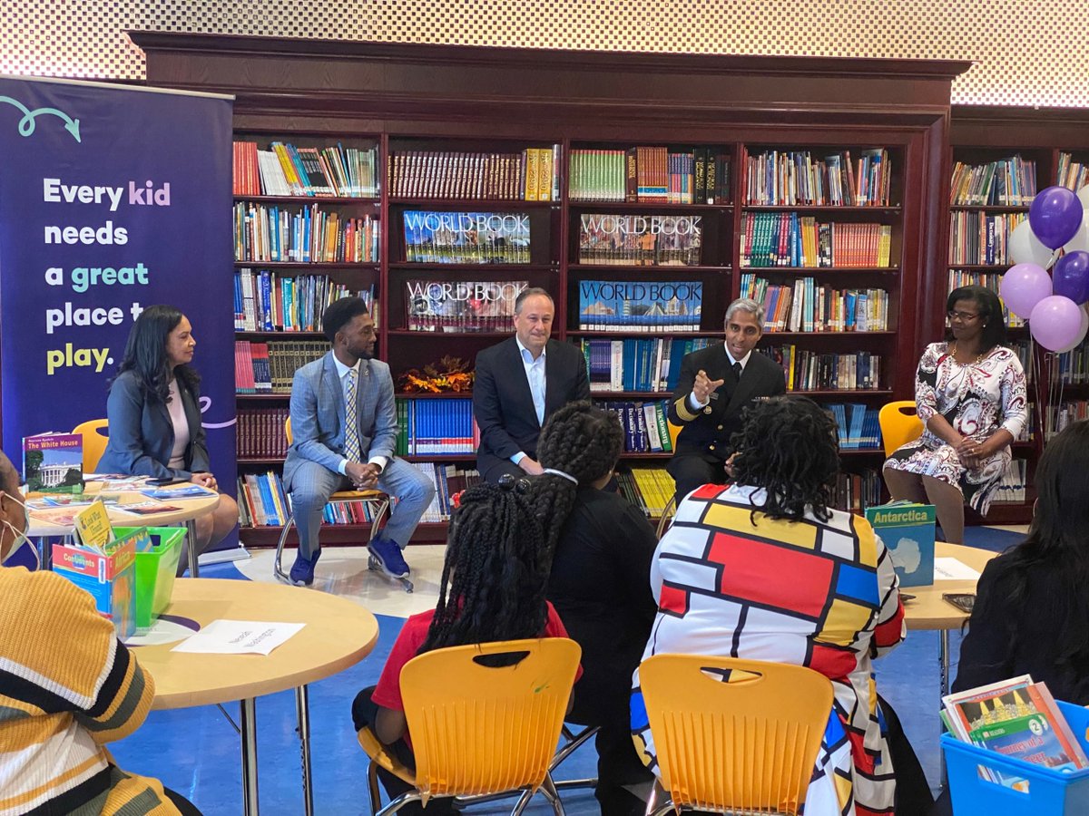 During #MentalHealthMonth, we’re throwing it back to when we gathered @SecondGentleman, @Surgeon_General, @MayorBMScott, and @SonjaSantelises for a listening session where kids and community members shared how critical playspaces are for mental health: kaboom.org/stories/workin…