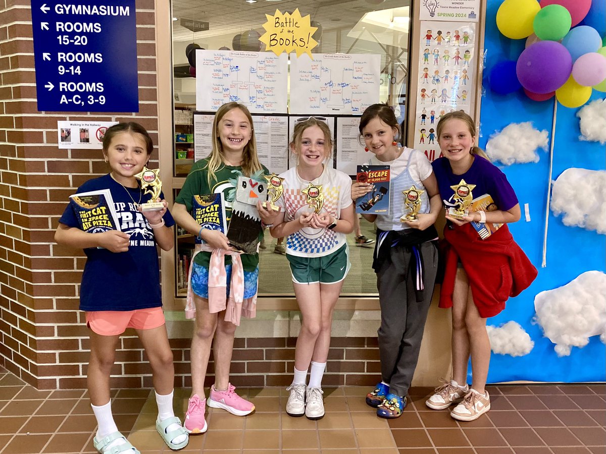 Huge congratulations to The Fluffy Frogs (runner-ups!) and The Angry Ostriches (champions!) for making it to the 5th Grade Battle of the Books Championship!!! 📚❤️📚 @TowneMeadow @ilfonline