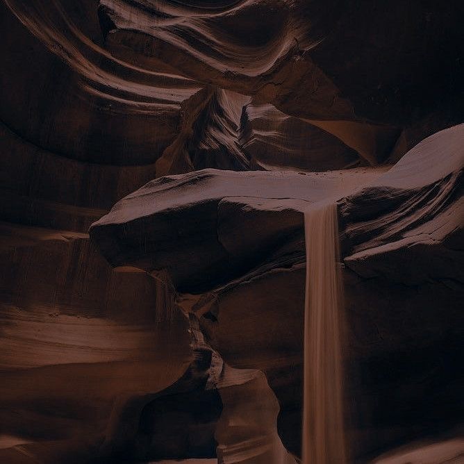 смерть — лишь преддверие новой жизни. мы живём сегодня и будем жить вновь, вернувшись во множестве обличий.