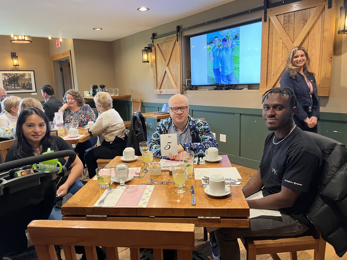 pnwboces's tweet photo. Maria Roselli's students served an incredible luncheon at Tilly Foster today! https://t.co/PrdPDhFYTa
