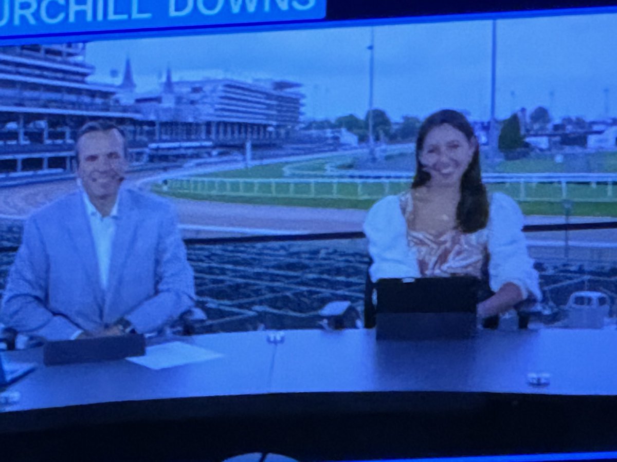 ⁦@ScottFDTV⁩ and ⁦@andie_biancone⁩ are at Churchill. They are ready to take in the second Twilight Thursday of the Classic Meet to get week 3 underway under the Twin Spires. The stakes feature is on “Downs After Dark: Golf and Social”, it’s the Louisville.