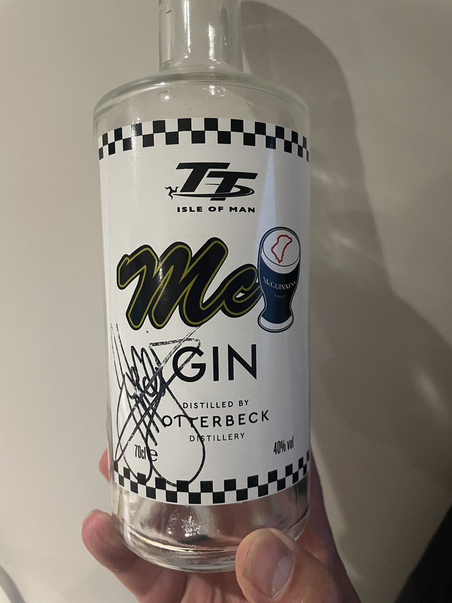 Well it was good while it lasted but the lovely gin from @jm130tt is now empty , do you have any more John? 😉👍