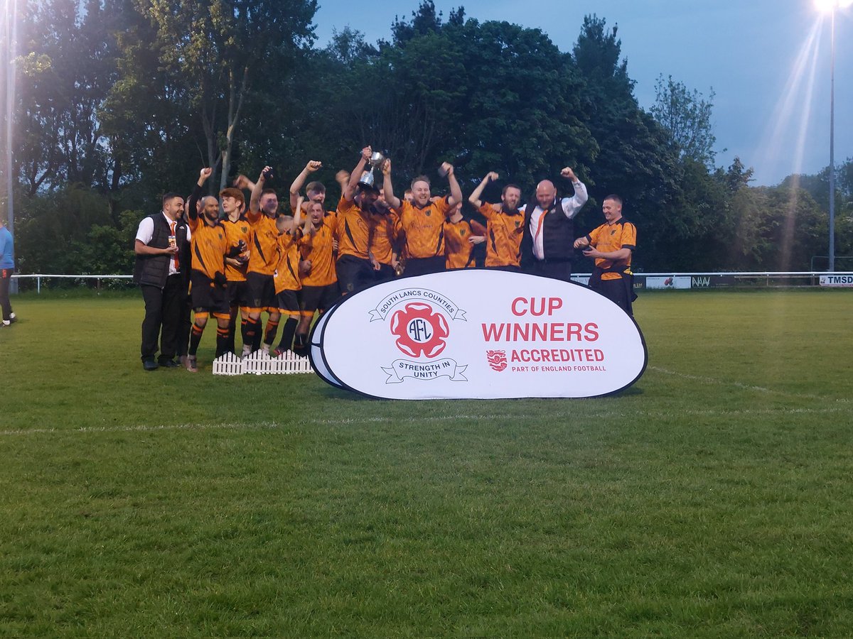 Congratulations to the winners of the Chairman's Cup 2023/24 Aspull! A huge thank you to our sponsors ATI Insulation And our Official photographer for tonight MC Photography