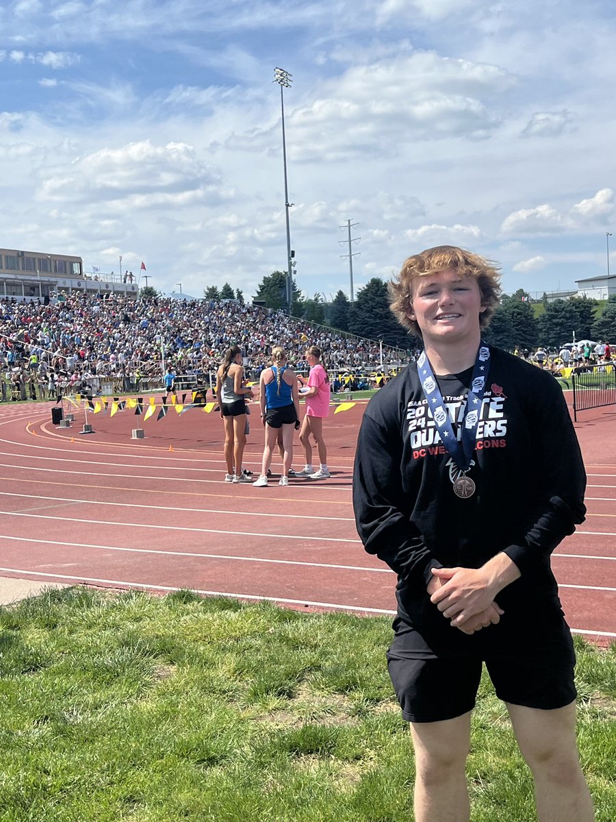 DCWestXCTF's tweet image. Brady Singer closes out his great career as a Falcon by placing 8th in the Class B Boys Discus! Congratulations Brady for all of your success this year! Best of luck to you and to your football career at Midland!