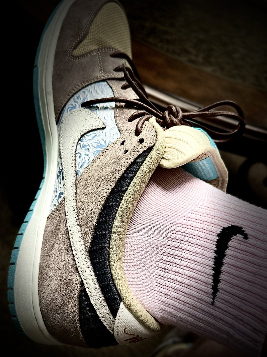 moreshoesthan's tweet image. Gettin in on that BMS energy 

#kotd
#docsindunks
#nike #nikesb #dunk #dunksb #dunklow
#yoursneakersaredope 
#snkrsliveheatingup #snkrskickcheck 
#snkrs #sneakers