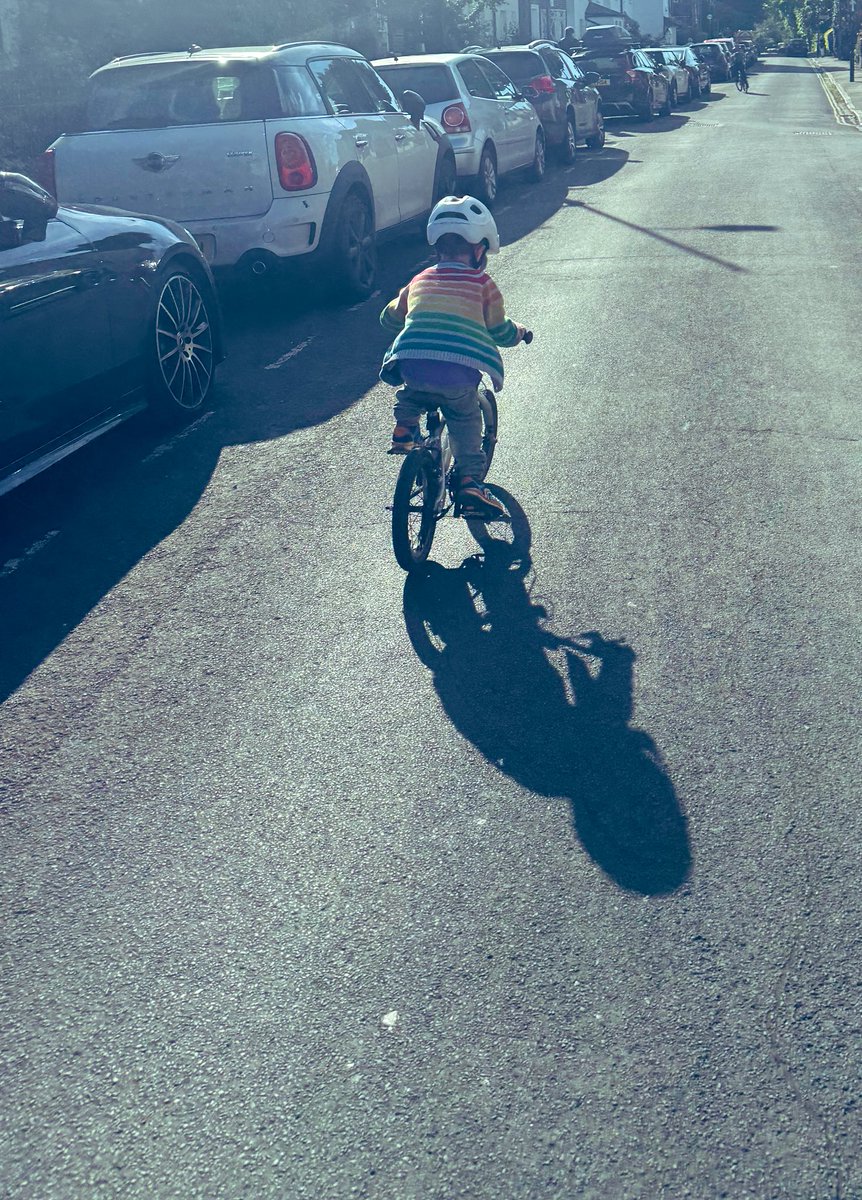 Must Get In Front (of the bike) tweet media