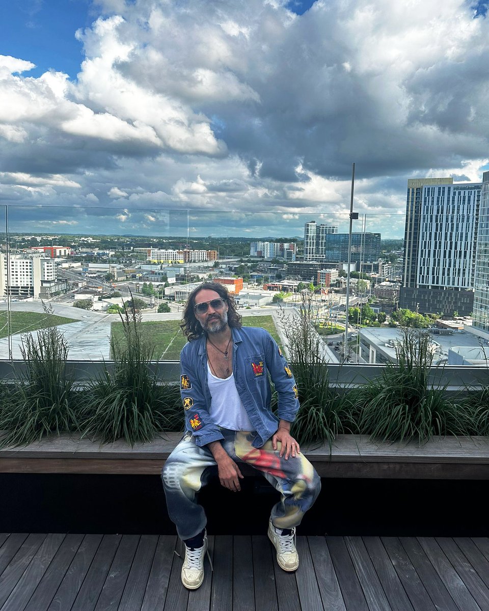 Russell Brand tweet media