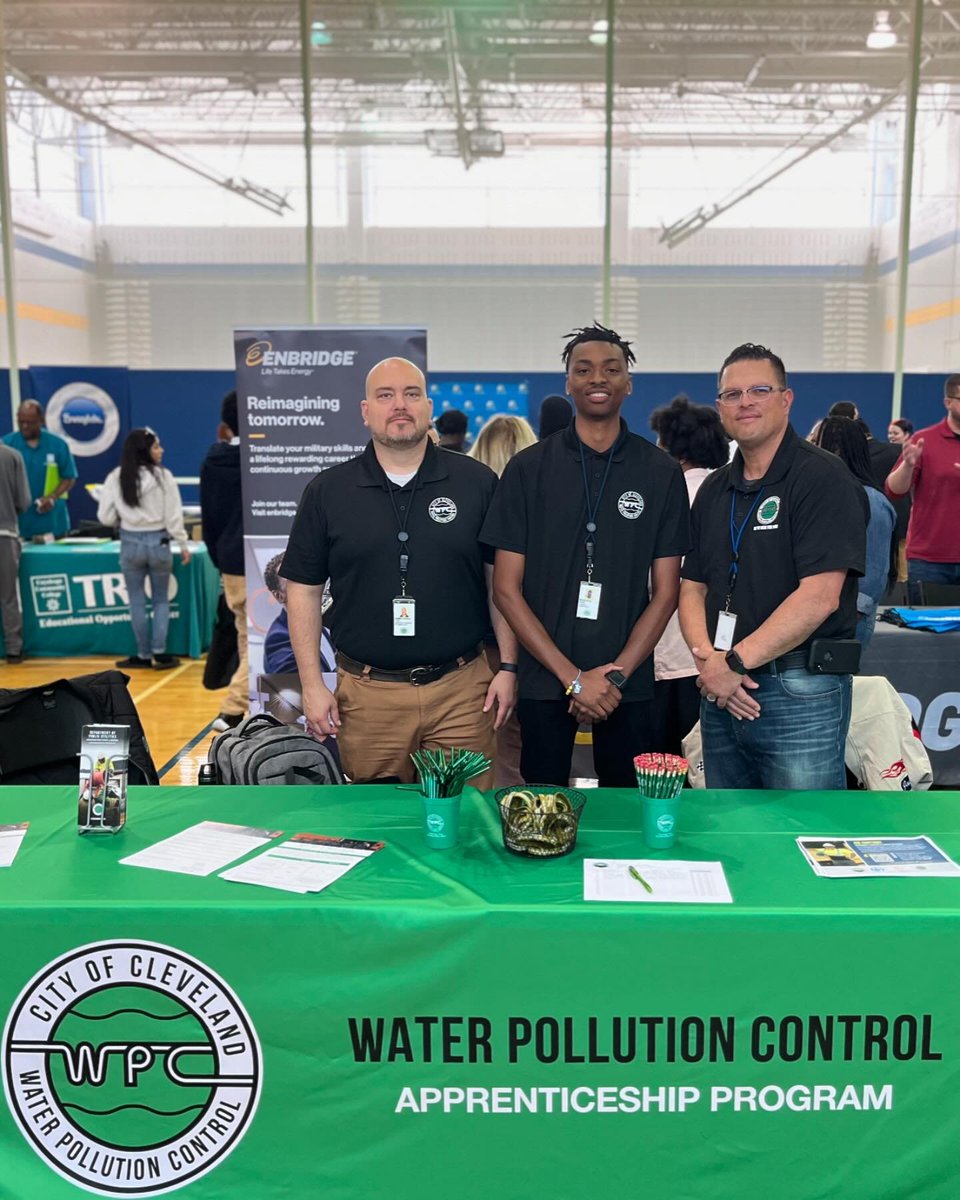 @CleWPC enjoyed connecting with CMSD students today, informing them about the vast number of opportunities in the City of Cleveland, and within the Department of Public Utilities. Huge thanks to @SchoolofOneCLE for the invitation.
