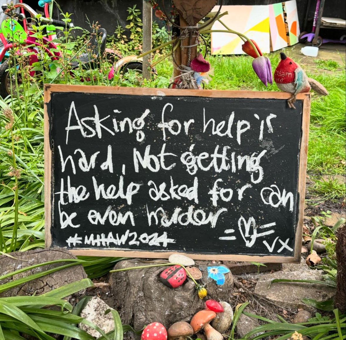 Supporting someone with mental illness to navigate the systems to get help could be the kindest thing you could do. Ask first!

#askfirst #navigatethesystem #bekind #itsgoodtotalk #mentalillness
authored by someone with LX 

🌈❤️