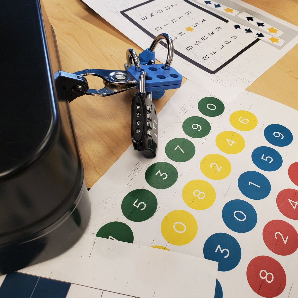 CareerTech_TPSD's tweet image. @BreakoutEDU is a great class starter, brain break, or skill refresher for CTE students! #collaboration #ExploringComputerScience #ThanksAEE #grantinaction #criticalthinking #problemsolving