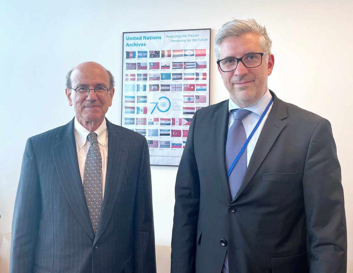 International law is the backbone of a peaceful, stable & prosperous international community. State Secretary @markostucin met with the @UN Assistant SG for Legal Affairs Dr Stephen Mathias. Among other things, they highlighted the importance of Ljubljana-The Hague Convention.