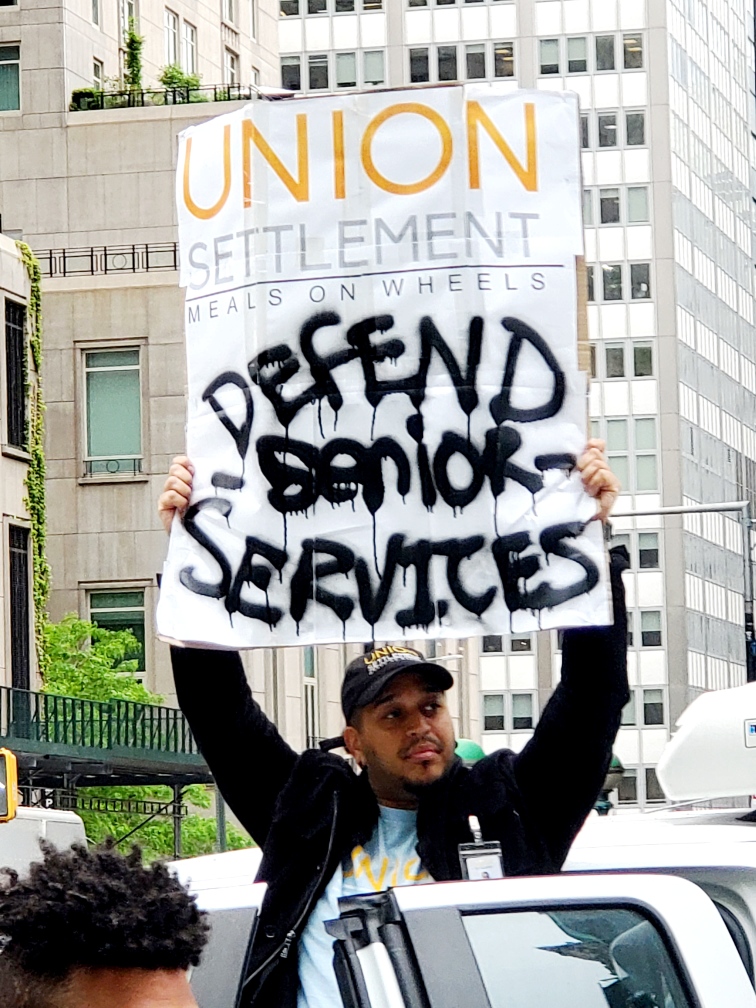 Today staff and members from our Older Adult Centers rallied with fellow advocates. New Yorkers need fully funded senior programs with no wait lists! @HSC_NY @liveonny