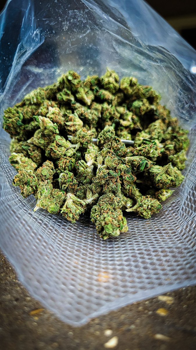 #Thca Modified Grapes Smalls from @JKDistroCali review now live!

rumble.com/v4vmnv3-75-oz-…

#weed #cannabis #cannabiscommunity #marijuana #weedporn #thc #weedstagram #cbd #cannabisculture #stoner #hightimes #smoke #weedlife #sativa #indica #ganja #kush #maryjane #highlife