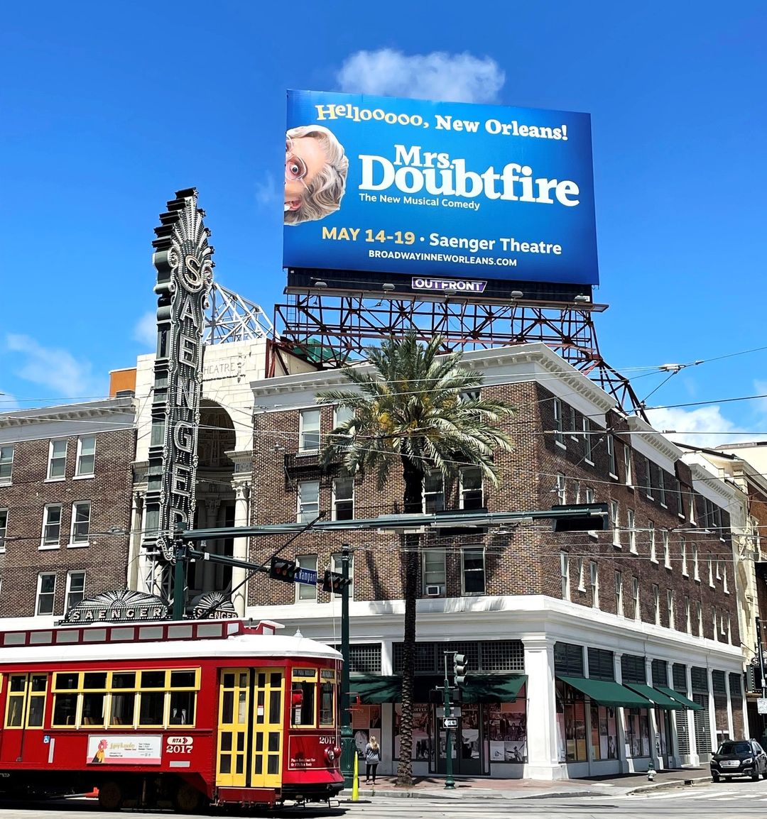 New Orleans you sure look mighty fine! Join us at the The Saenger Theatre until Sunday!

📸 : @saengernola