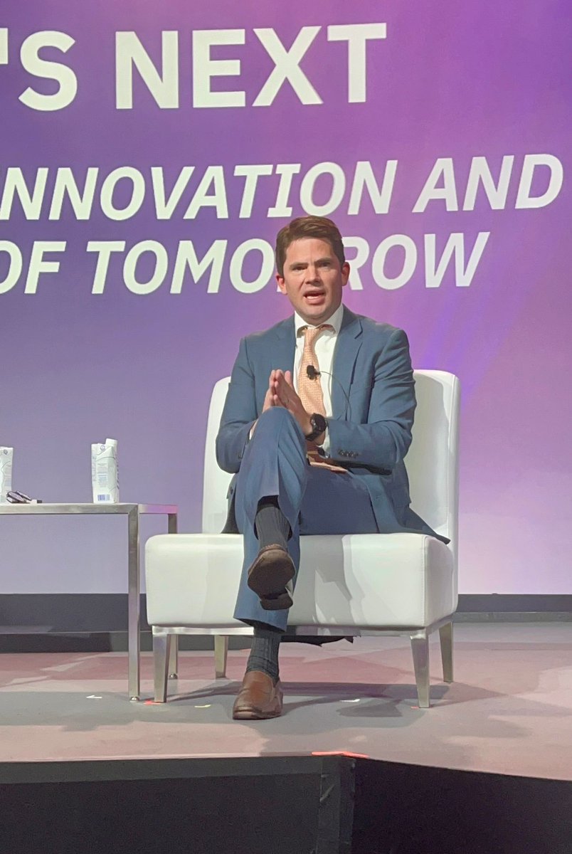 igrc2024's tweet image. 👏 That’s a wrap! 🎉The final session of #IGRC2024 provided an exciting glimpse into the future! 👏

🔎 The speakers explored what societies will expect of the gas sector in the future, and what kinds of social and technical innovations the industry can deliver to meet those…