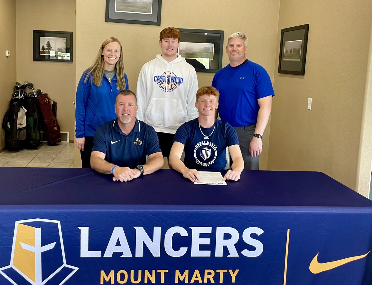 Lane Tvedt from Castlewood, SD a letter of intent to play golf and basketball for Mount Marty.  Welcome to Mount Marty Lane!