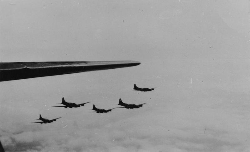Part of a formation of the 306th. An actual formation depending on number of bombers dispatched could be hundreds of miles long. #WWII