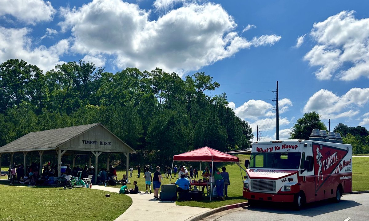 5th Grade celebrated the end of the year with a kickball tournament, Varsity Food Truck, and Southern Belle ice cream! Thank you @SouthernBelleFa for the ice cream! We love our students and we love our staff! #TitanStrong