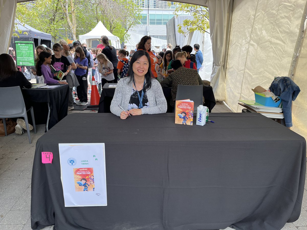 What an amazing experience attending the @ForestofReading celebration. It was truly an honour having my book baby, The Mystery of the Painted Fan, nominated for the Silver Birch Express award. I’m so grateful to all the readers! I’ll cherish this experience always! 💜