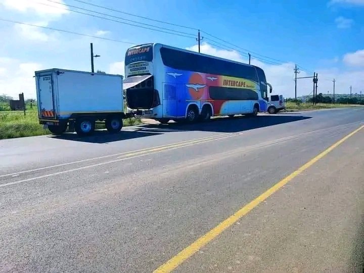 InterCape bus has been robbed at Robbery at Weilers Farm. The bus is now at De Deur SAPS Gauteng. Passengers were robbed.