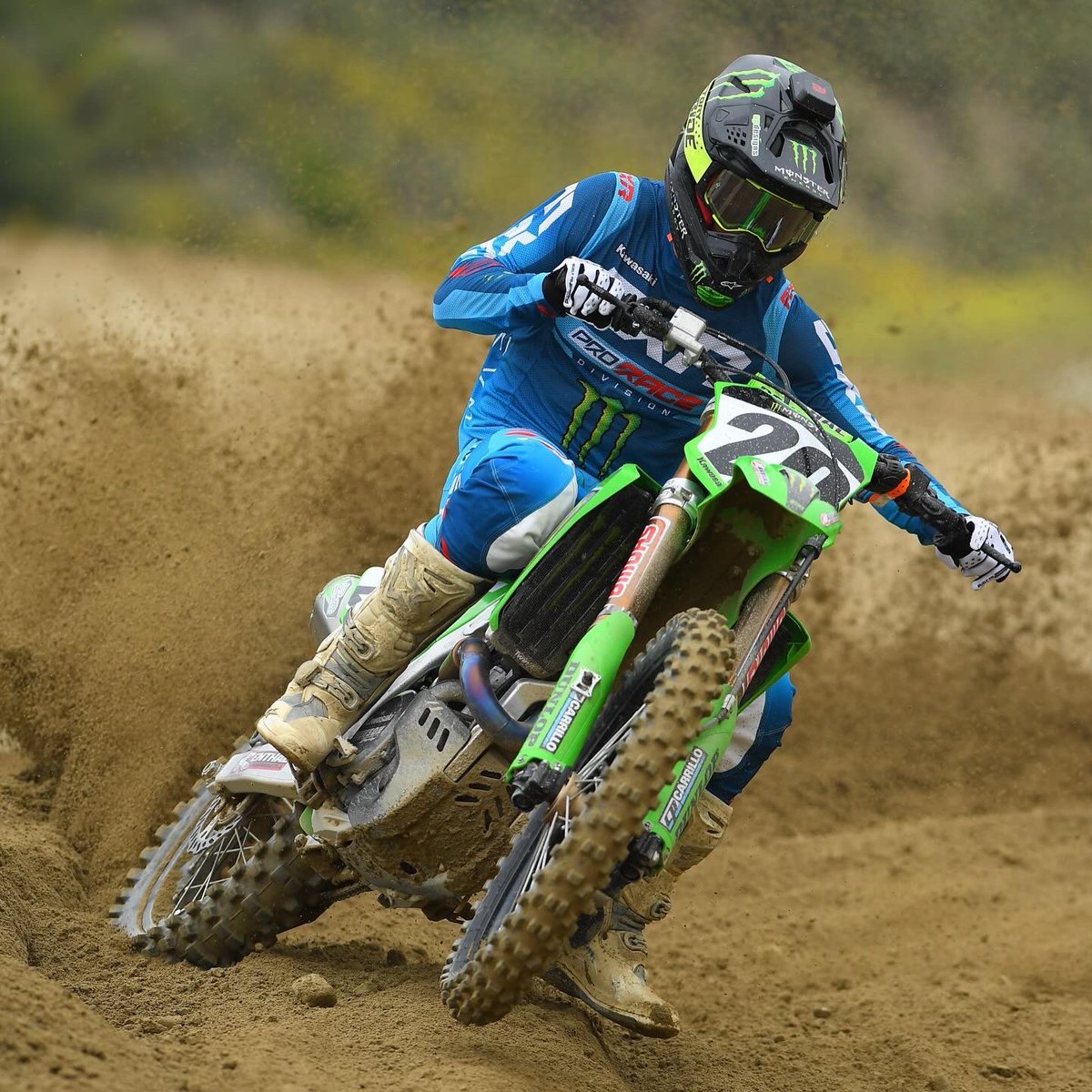 racerxonline's tweet photo. Broc Tickle dominates the second moto to take the overall at @glenhelenraceway Stopwatch National 🏁🏆

Stopwatch Overall ⏱️
1. Broc Tickle
2. Ryder DiFrancesco 
3. Julien Bueamer 
📸 @cudby #StopWatchNational https://t.co/0Xr7s5H6vP